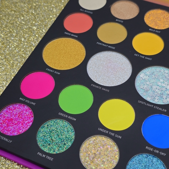 Morphe x Saweetie 24A Artist Pass Artistry Eyeshadow Palette - Picture 7 of 7